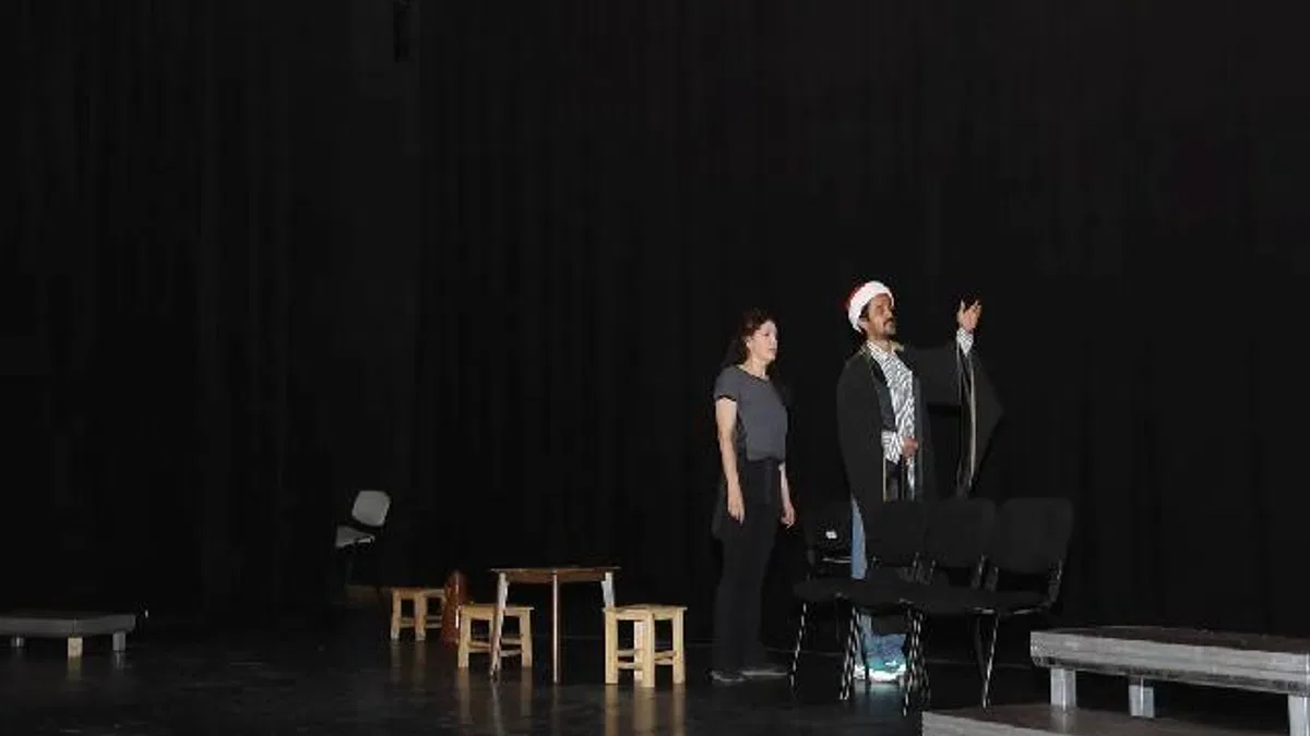 Tamer Karadağlı’dan Gaziantep Şehir Tiyatrosu’na ziyaret