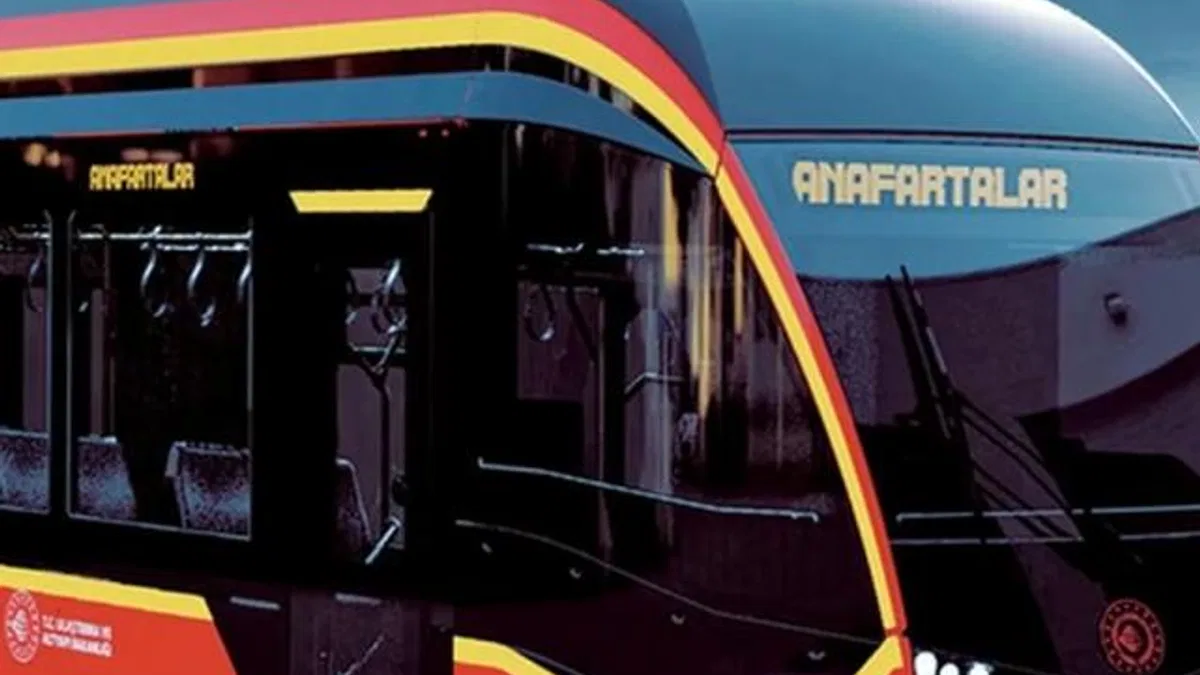 Kayserililer bayramda tramvay keyfi yaşadı