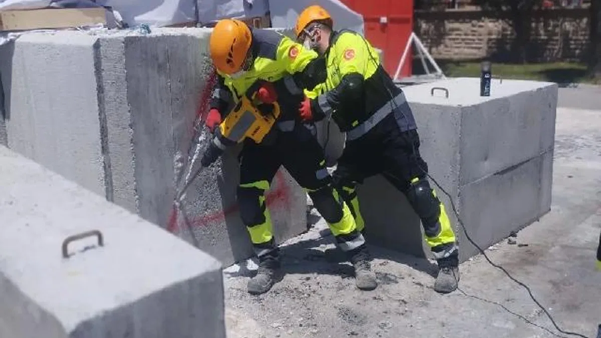 Konya'ya AFAD'dan akreditasyon... Üç ayrı seviyede ekip kuran ilk yerel yönetim oldu