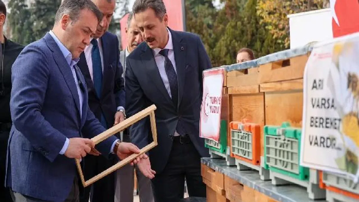 Bilecik'te arıcılara bin yeni kovan dağıtıldı