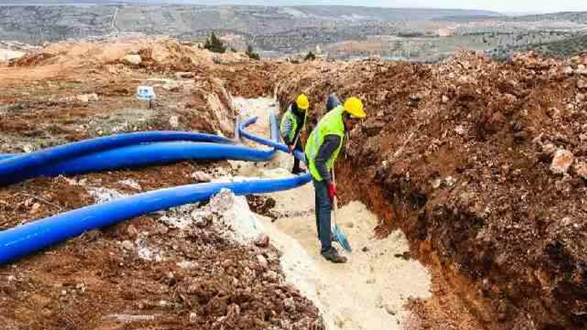 Malatya'da 8 bin 100 metre altyapı