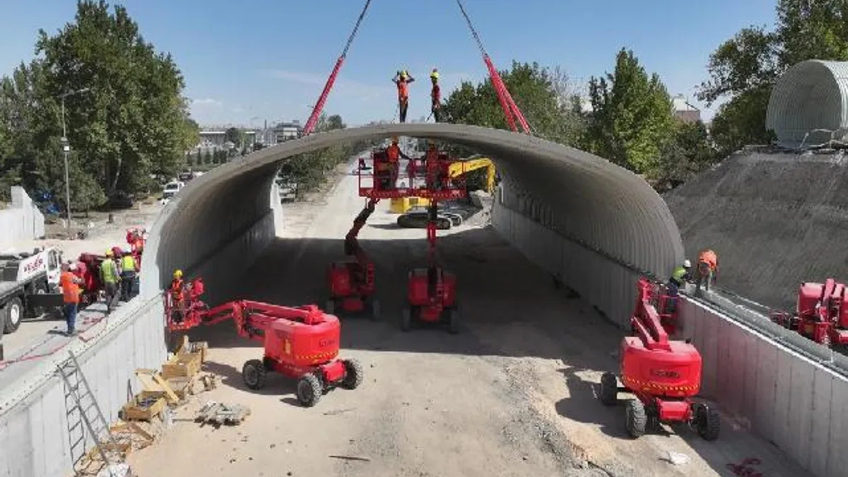 Konya'daki bu teknik Türkiye’de ilk kez deneniyor... İnşaatı süren köprülü kavşak trafiği rahatlatacak