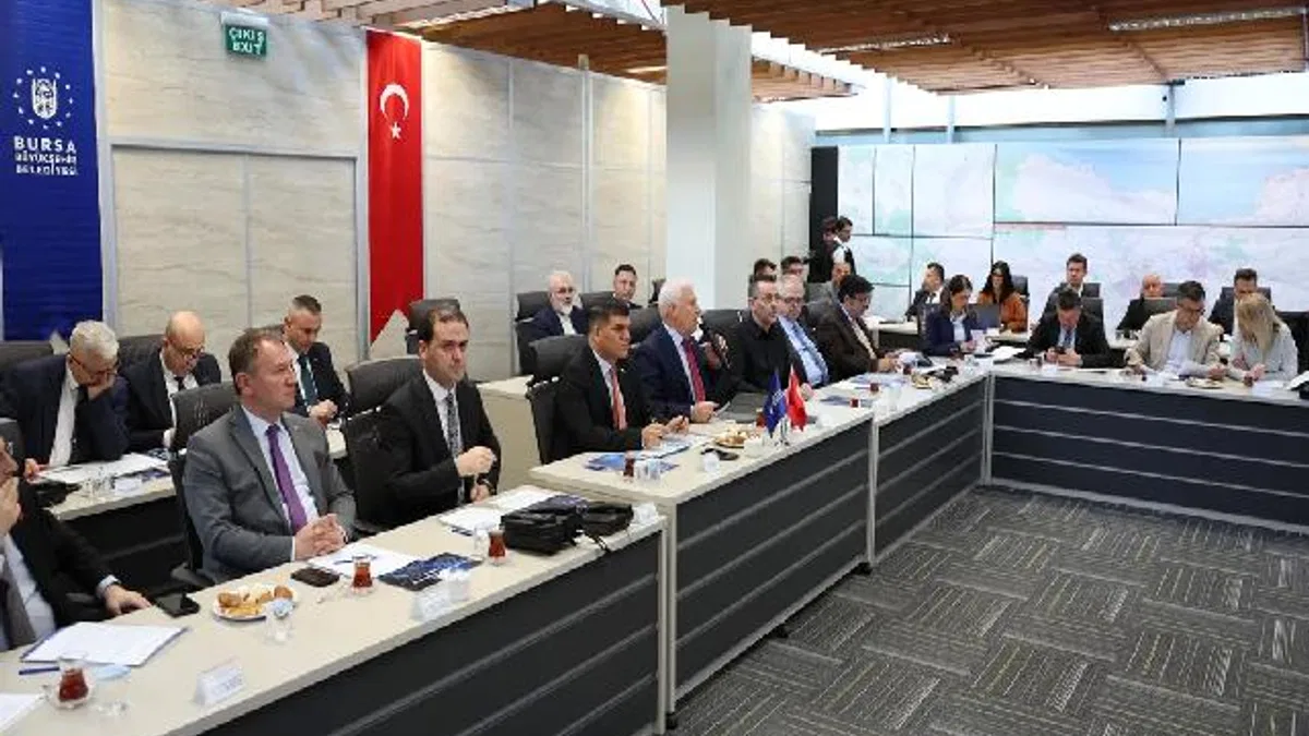 Bursa AKOM'un yıllık toplantısı yapıldı