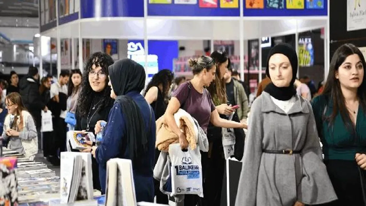 Balıkesir Kitap Fuarı’na yoğun ilgi