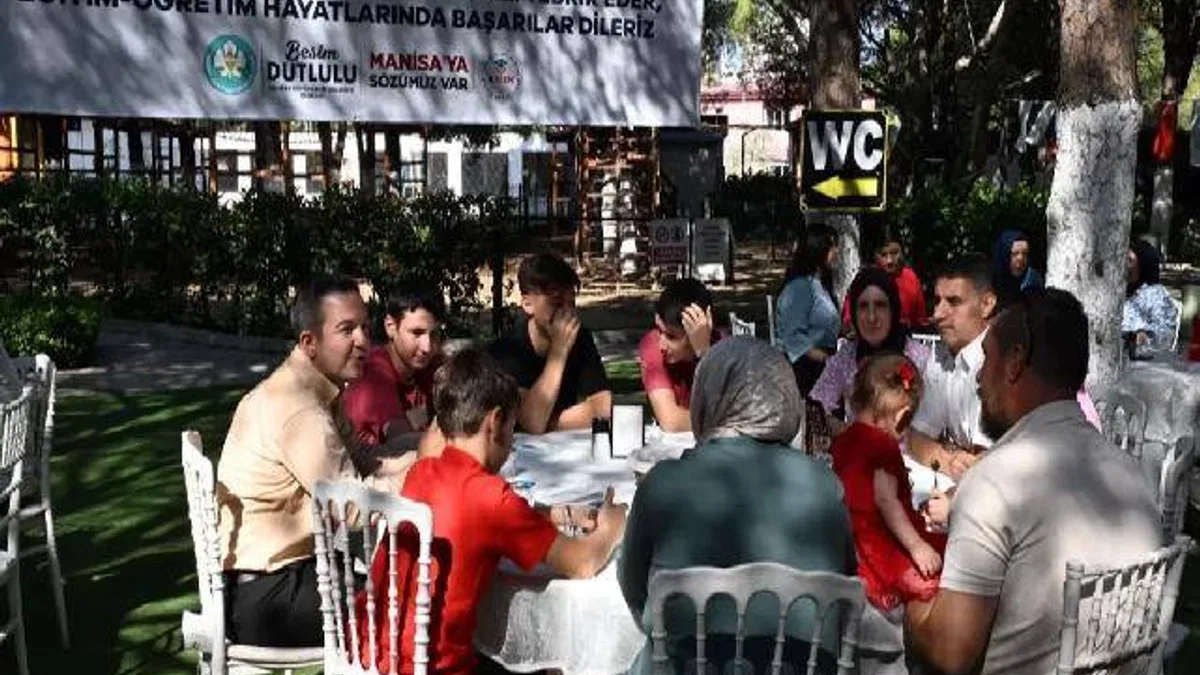 Manisa Büyükşehir’den gençlere güçlü destek