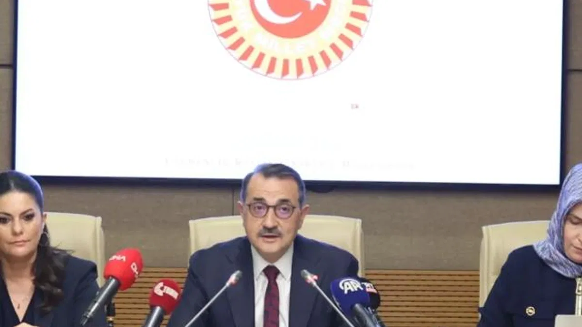 Komisyon beklenen raporu sundu... Türkiye yapay zekâda üreten ve düzenleyen olacak