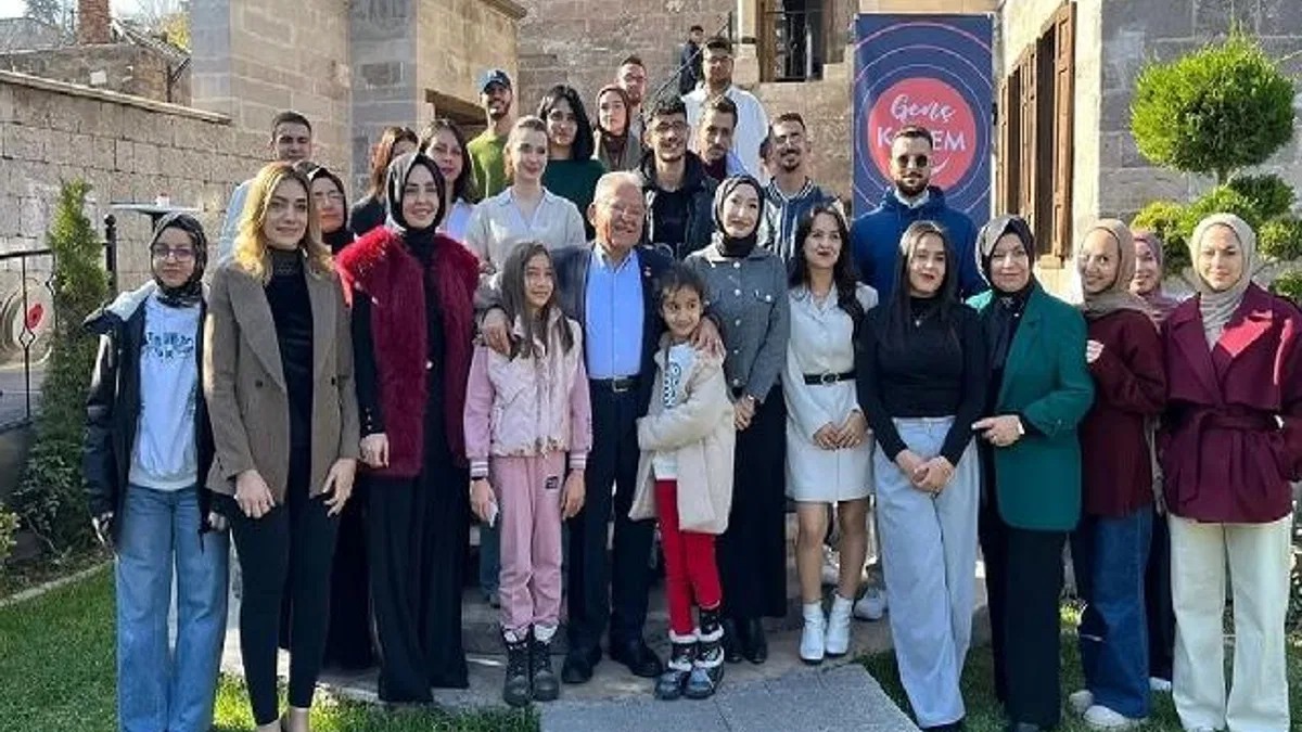 Kayseri Büyükşehir Filistinli öğrencilerle buluştu