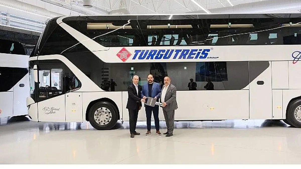 MAN, Türkiye'deki ilk çift katlı otobüs teslimatını Turgutreis Group Turizm'e yaptı