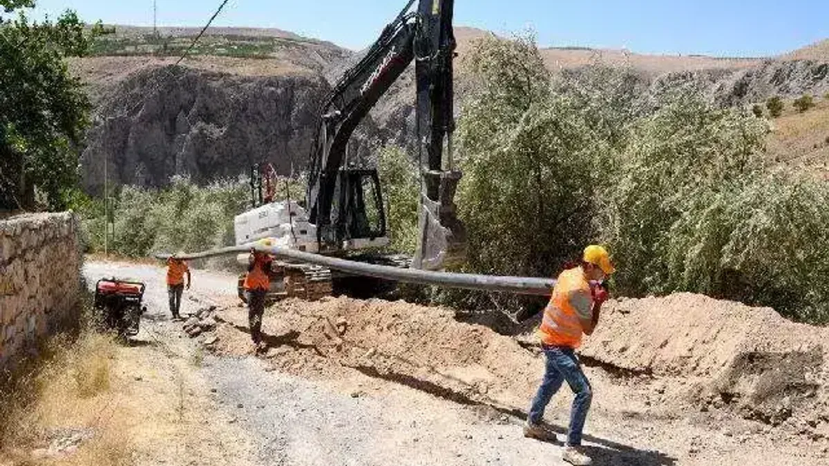 Malatya Ayvalı'ya içme suyu için yeni hat