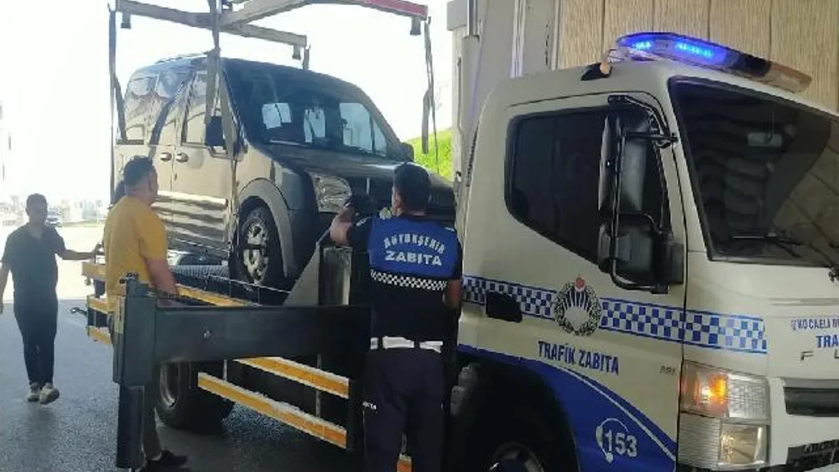 Kocaeli Zabıtası tedavi yolunda yalnız bırakmadı
