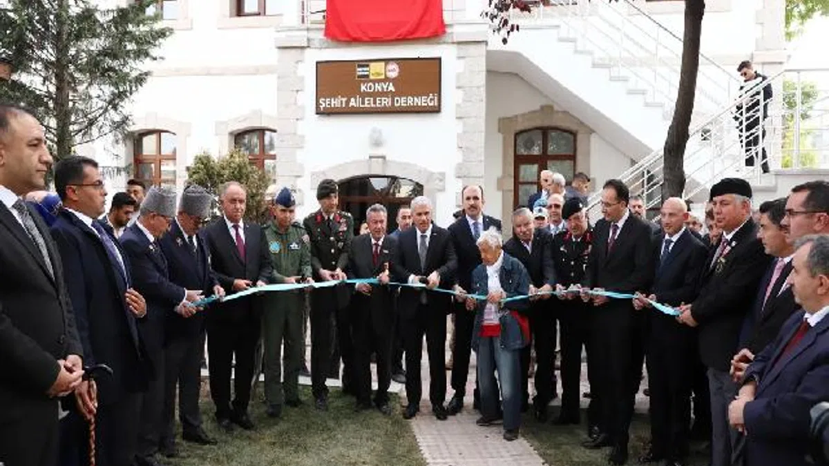 Konya'da yenilenen Şehit Aileleri Derneği binası açıldı