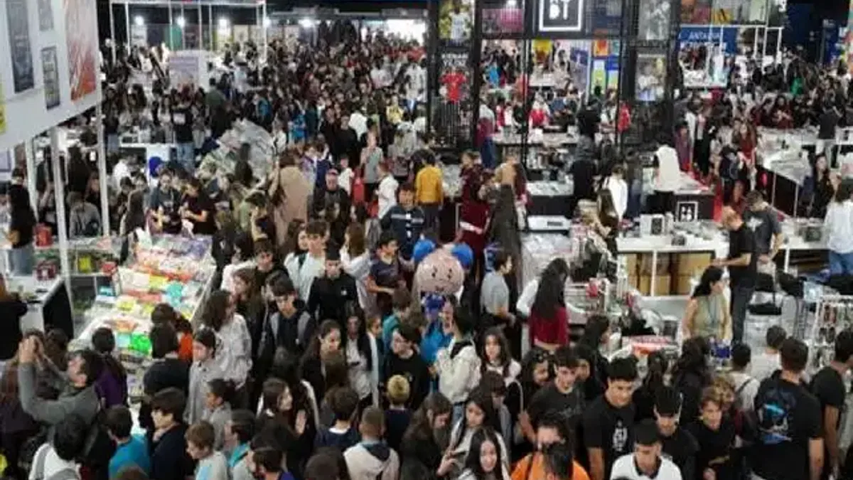 Antalya Kitap Fuarı’na rekor ilgi