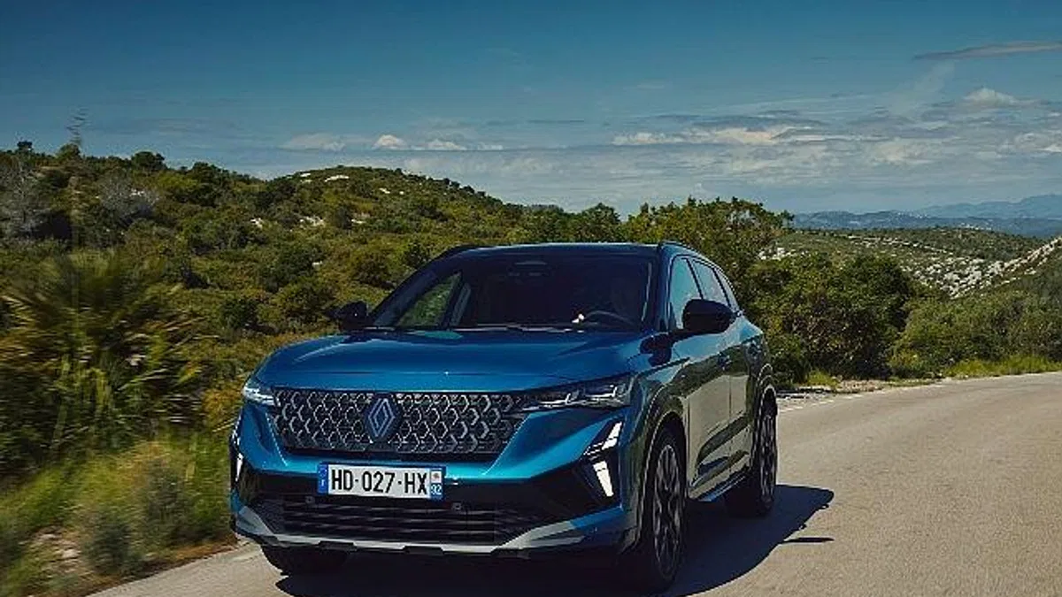 Daha İddialı, Daha Güçlü Yeni Renault Austral Türkiye'de Satışa Sunuldu