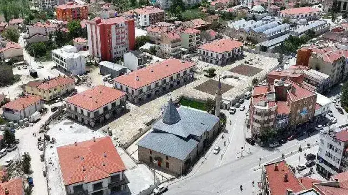 Osmanlı Kent Meydanı’nda sona doğru