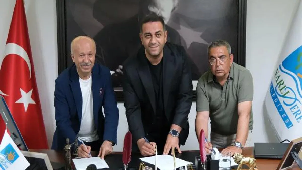İzmir Narlıdere’de, toplu iş sözleşmesinde imzalar atıldı