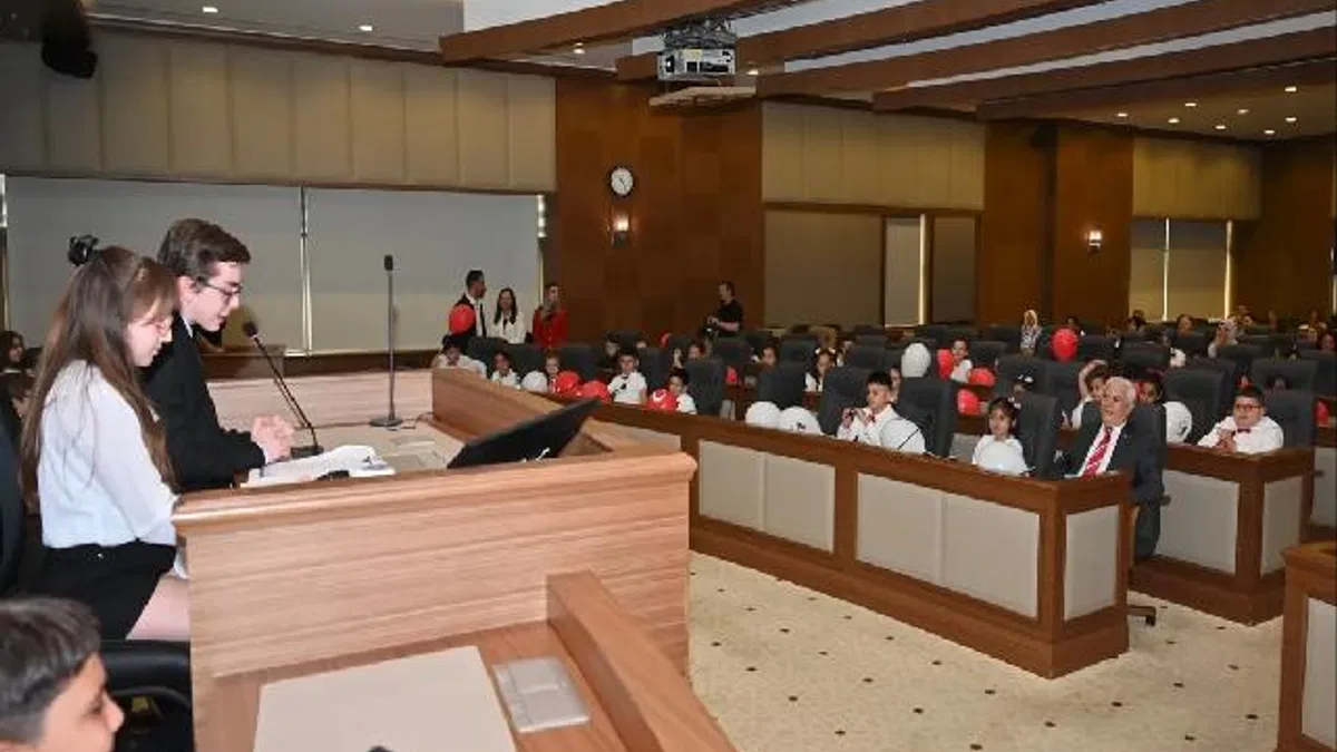 Büyükşehir Meclisi’nde söz çocukların