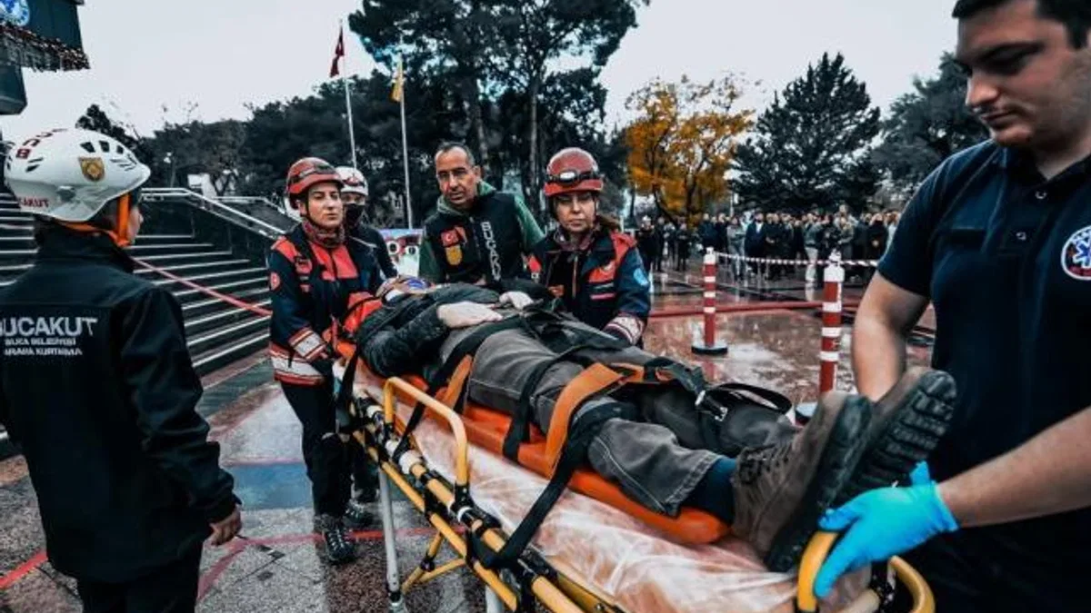 İzmir İtfaiyesi daima teyakkuzda