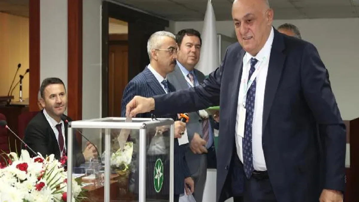 PANKOBİRLİK'te Erkoyuncu güven tazeledi