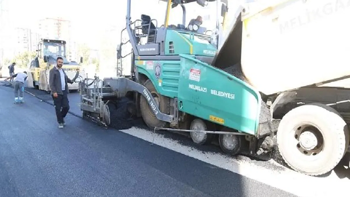 Kayseri Melikgazi'den asfalt çalışması