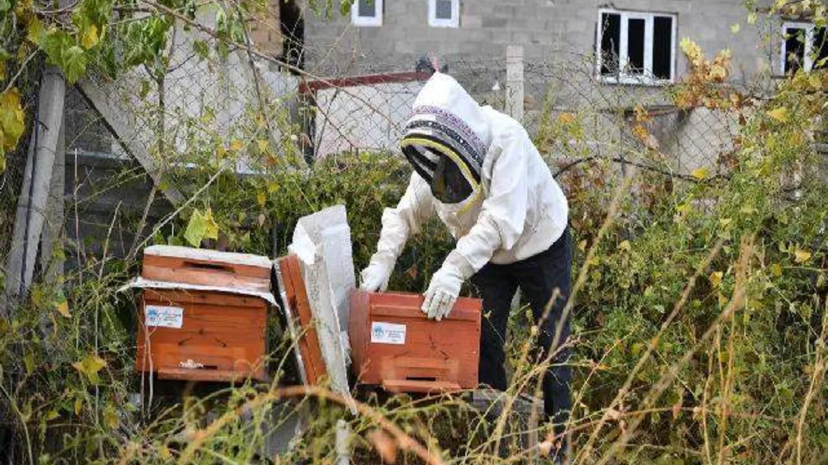 Kayseri Büyükşehir'e kovan dolusu teşekkür