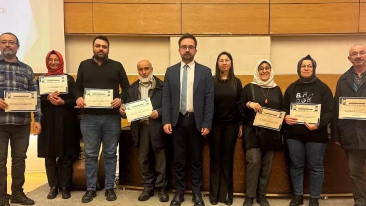 Kayseri Büyükşehir'den organik tarım kursiyerlerine sertifika