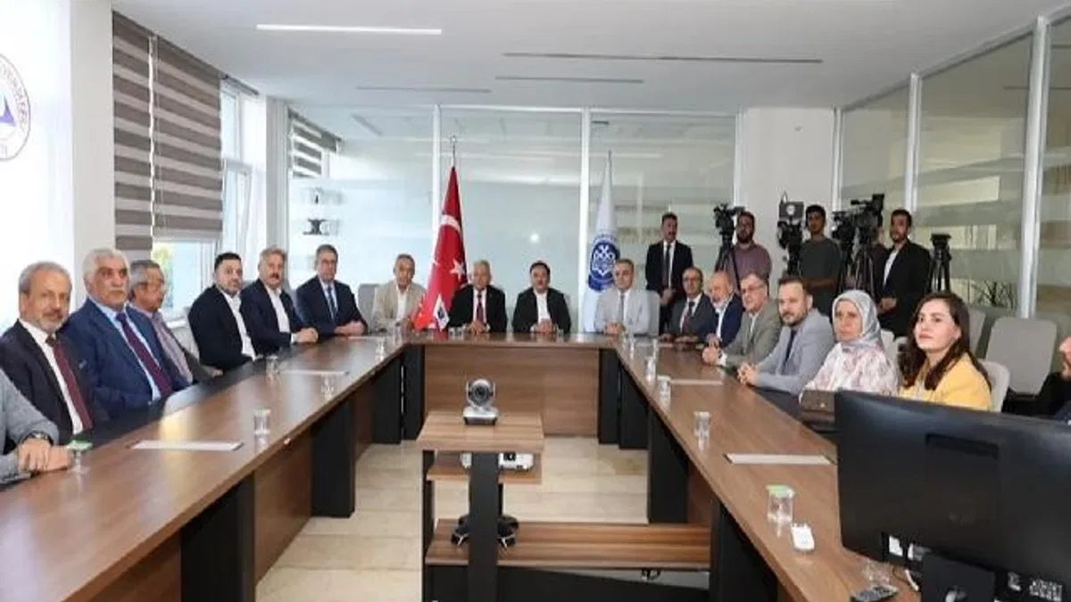 ERÜ’de yenilenen bölümlere açılış