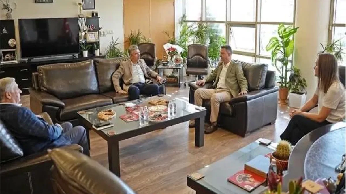 Manisa Soma'da Başkan Okur'dan Akhisar'a ziyaret