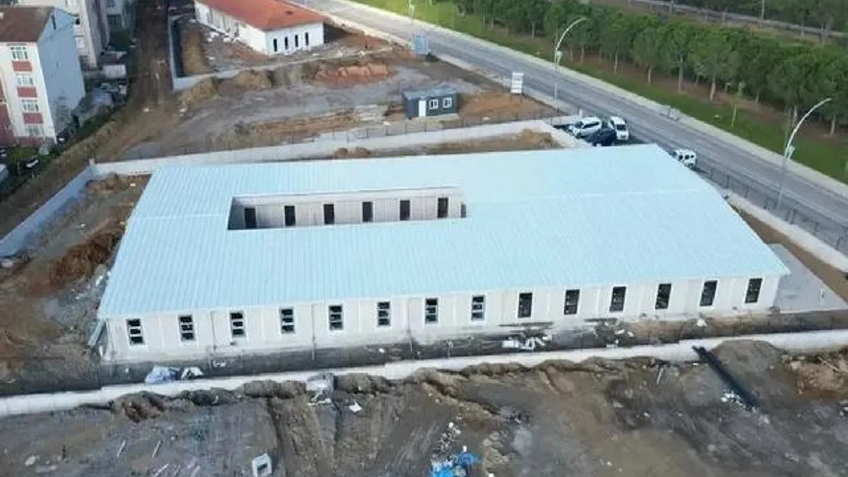 Gebze'de yeni eğitim yuvasının kabası tamamlandı