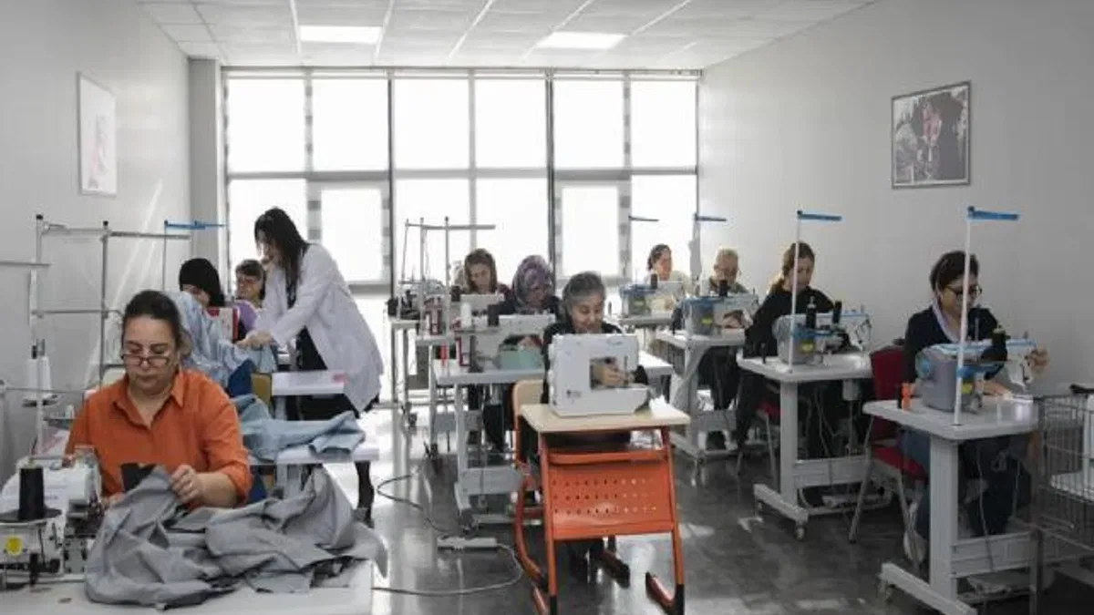 Mersin'de giyim üretim kurslarına yoğun ilgi