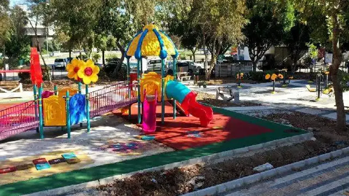 Antalya Muratpaşa’nın parkları yenileniyor