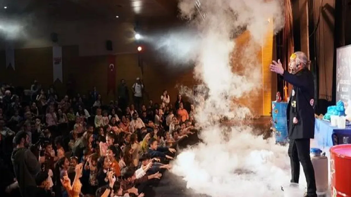 Maltepe’de ara tatil çocuklar için şenlik gibi geçiyor
