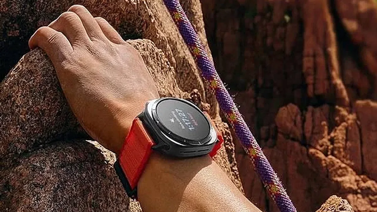 Samsung'tan akıllı saatleri için One UI 6 Watch güncellemesi