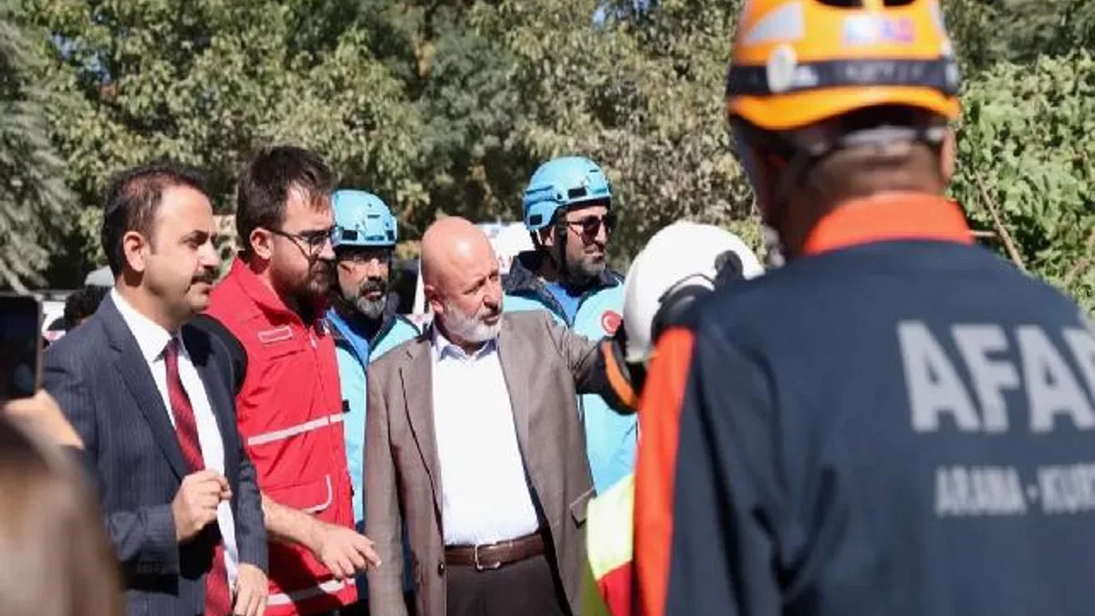 Kayseri Kocasinan'da öğrencilere afet eğitimi veriliyor