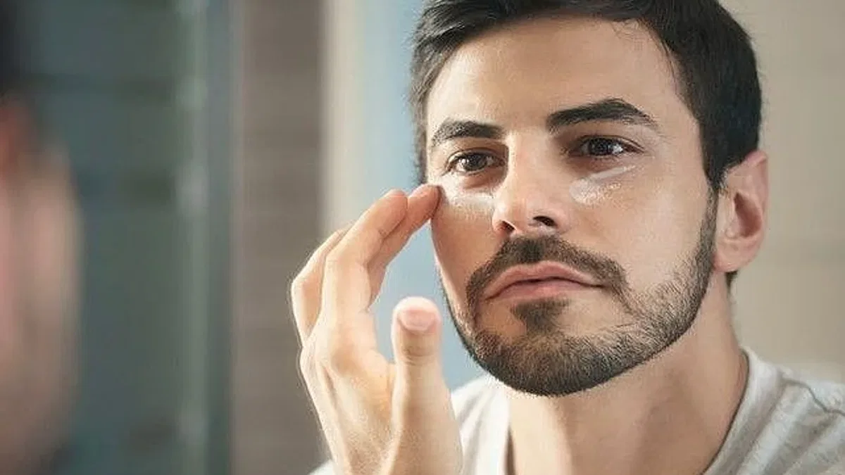 Göz altı torbaları gençlerde de sıkça görülüyor!