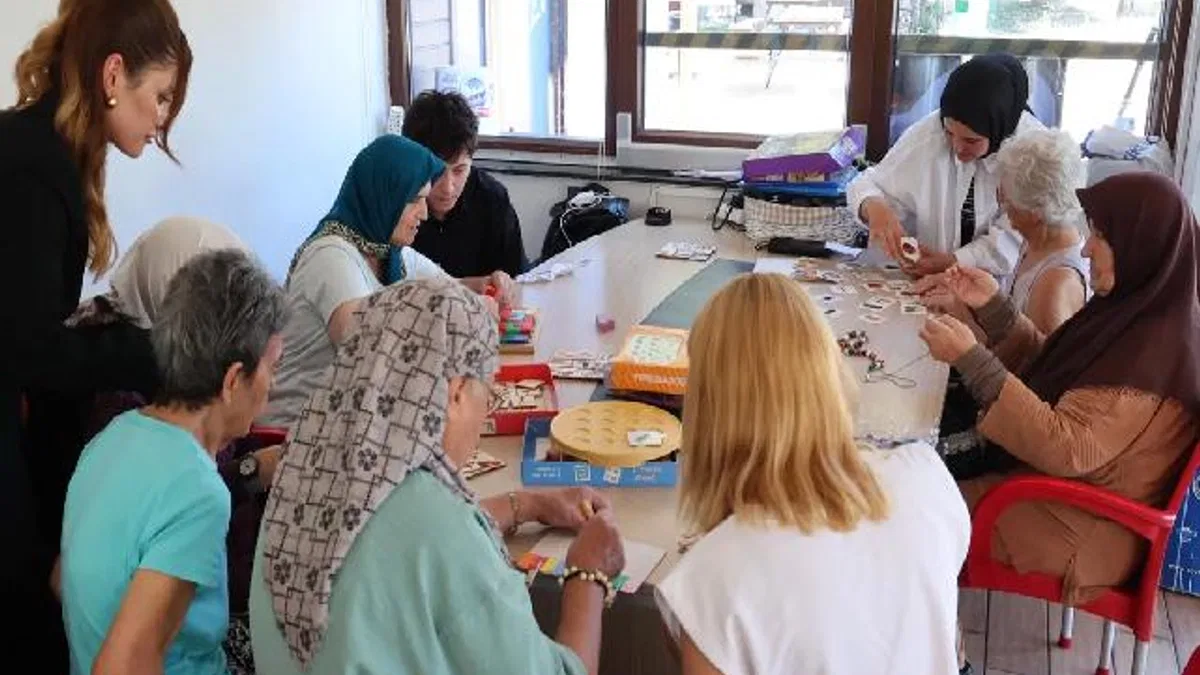 Antalya Mavi Ev'de Alzheimer farkındalığı artıyor
