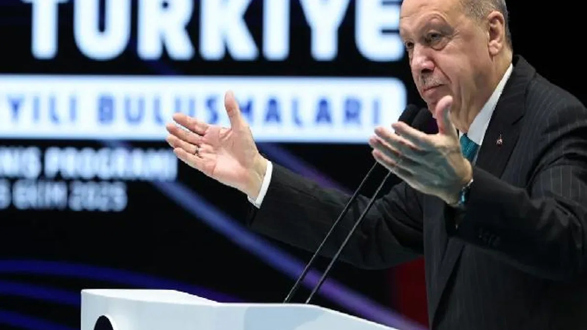 Cumhurbaşkanı Erdoğan: Soğukkanlılıkla menzile yürüyoruz