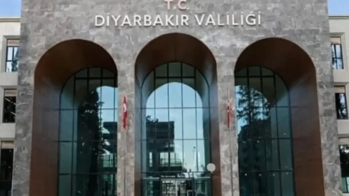 Diyarbakır’da arazide erkek cesedi bulunmuştu... Valilikten açıklama geldi