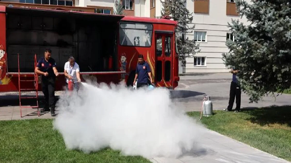 Kayseri Talas personeline yangın eğitimi