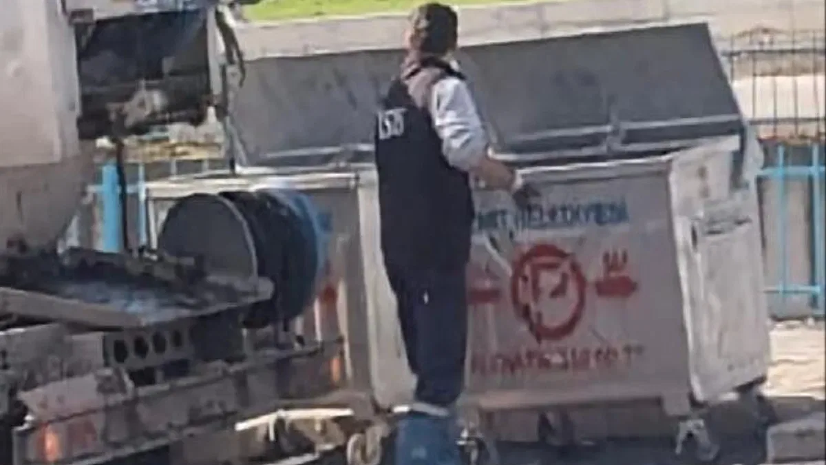 İzmit'ten Kocaeli Büyükşehir'e fotoğraflı sert çıkış: İzmit sokakları Büyükşehir'in atık sahası değil!