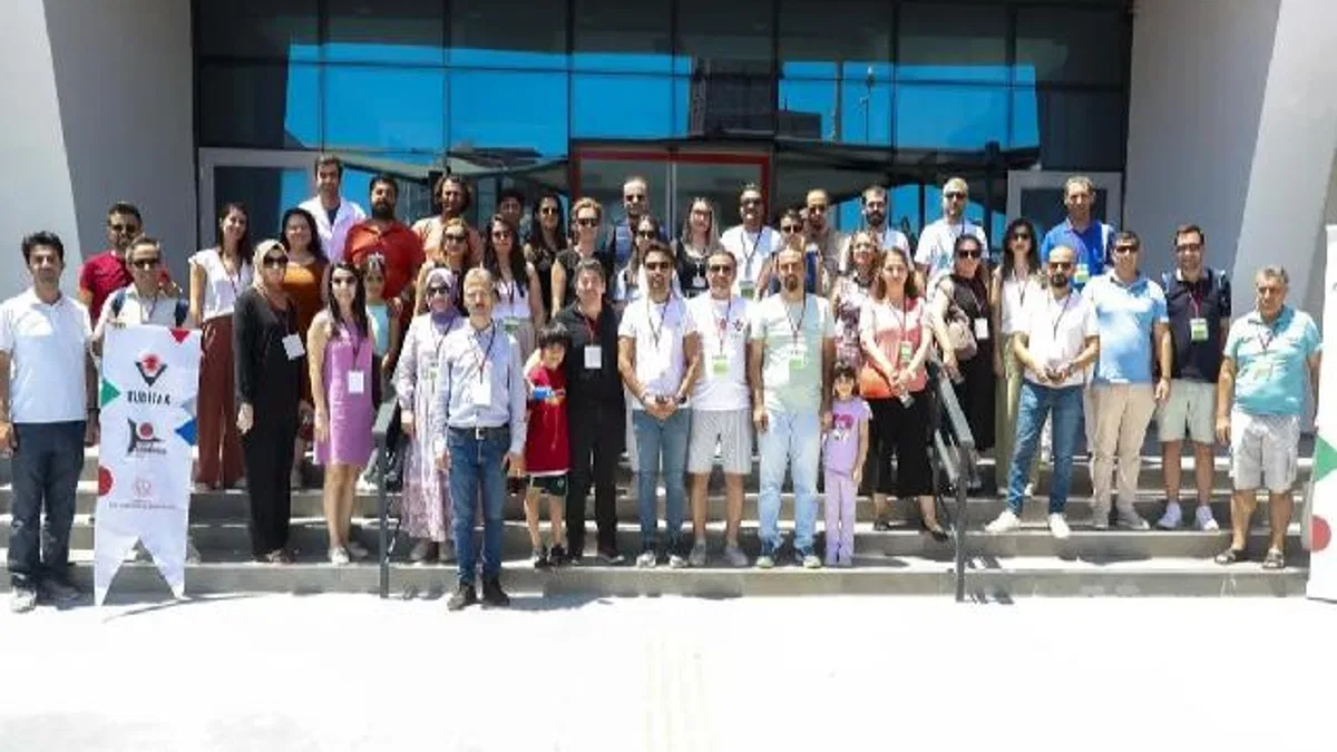 Öğretmenler gökyüzüne yolculuk yaptı