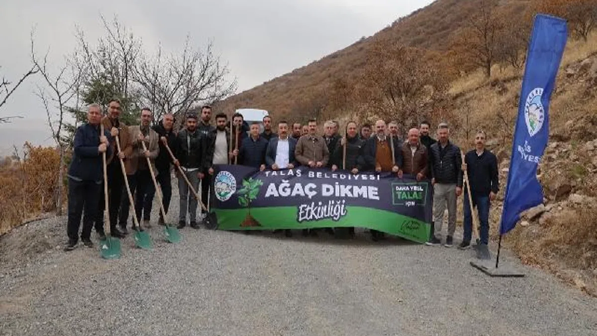 Ali Dağı'nın zirvesine bin 111 fidan