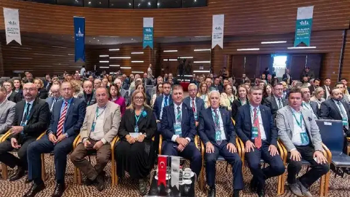 Başkan Tugay'dan iklim krizi uyarısı