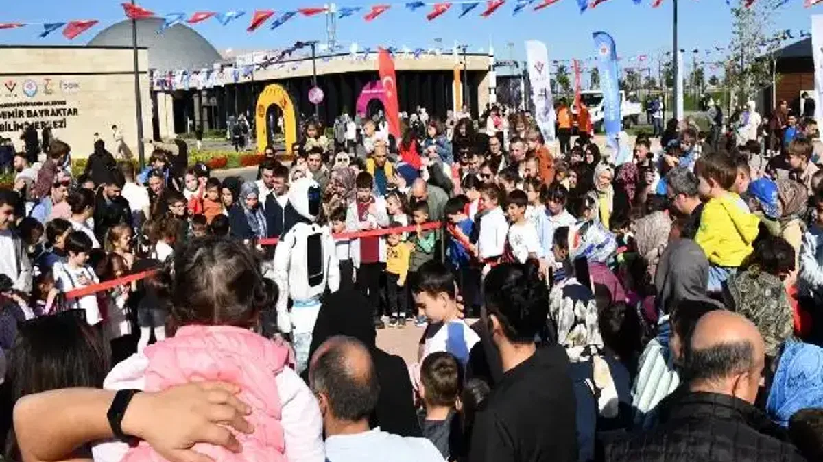 Trabzon’da bilim şöleni: 200 bin ziyaretçi festivalde buluştu