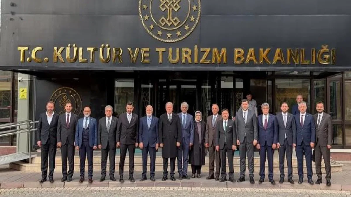 Kayseri Turizm Master Planı Bakan Ersoy'a sunuldu