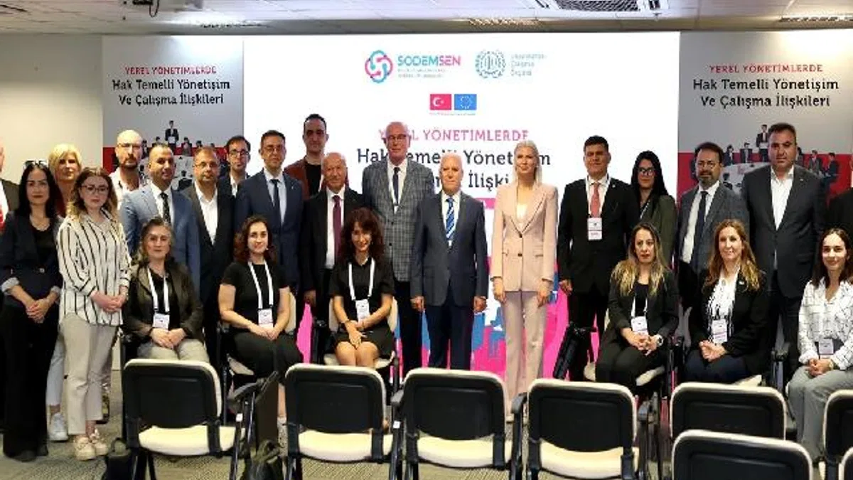 Çalışan hakları ve yönetimlerde sosyal adalet Bursa'da konuşuldu