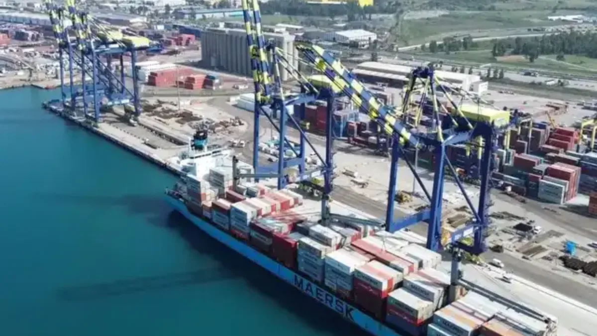 Dış ticarette ihracat ve ithalat geriledi... Açık 5,6 milyar dolara düştü!