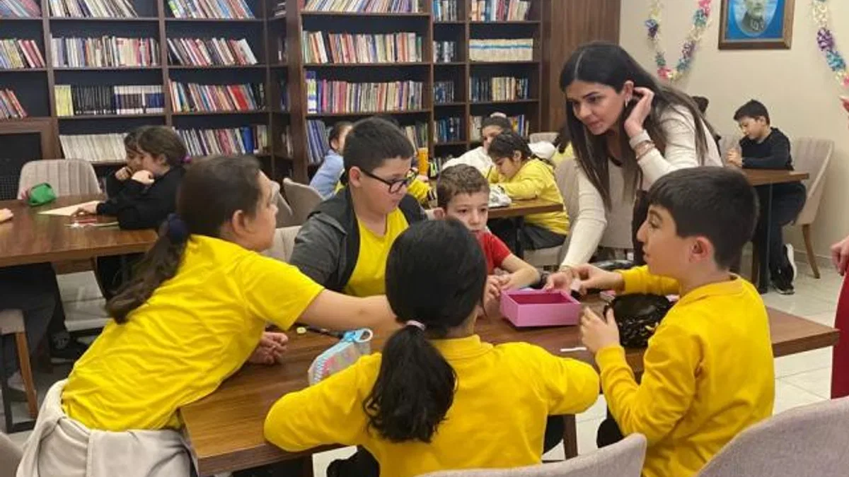 İstanbul'da Maltepeli çocuklar hayallerini kâğıda döktü