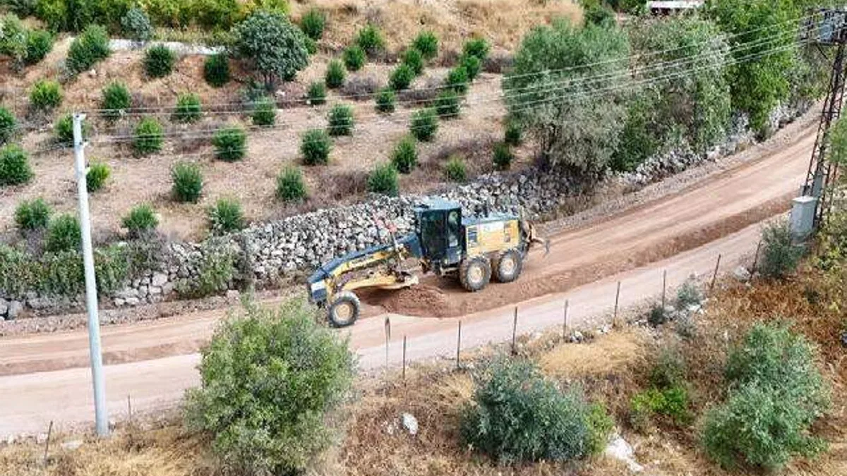 Antalya Büyükşehir’den Finike Dağbağ Mahallesi’ne asfalt