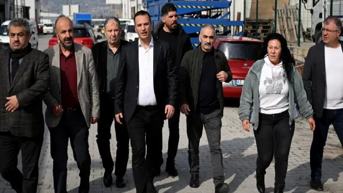 İzmir'de Başkan Eşki'den ruhsat mesajı!