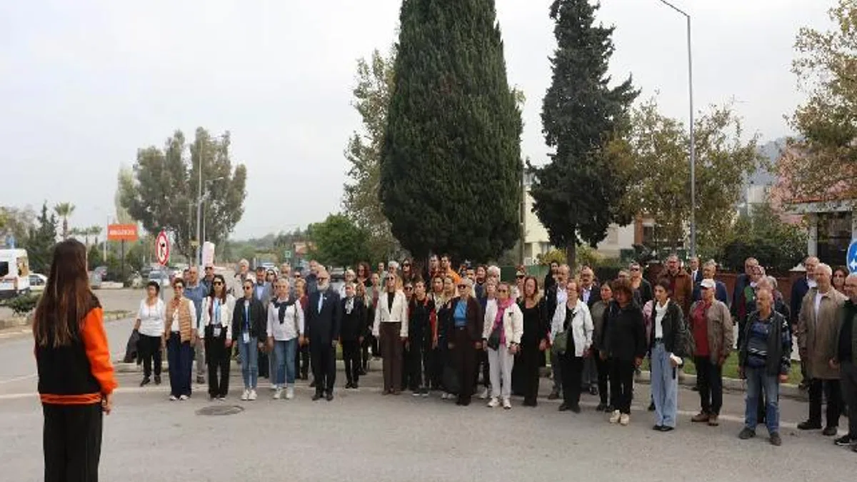 Ahmet Taner Kışlalı Güzelbahçe’de anıldı